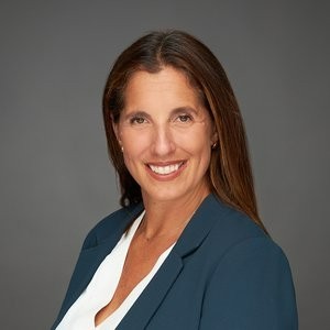 Leslie Frieze